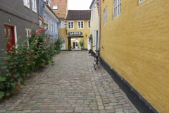 Eine kleine Gasse abseits der Einkaufsstraßen