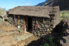 Der Eingang zu einem Haus