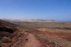 Ein Blick nach Lajares von noch weiter oben