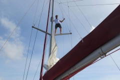 Unser Skipper José kann auch klettern