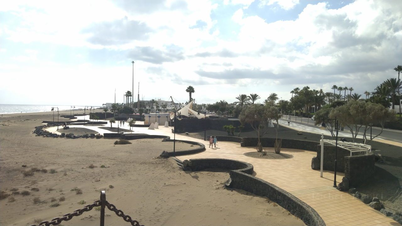 Strandpromenade in Puerto del Carmen