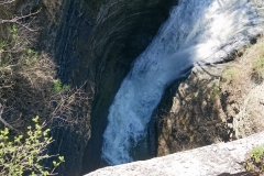 Der Weg flussabwärts aus dem National Park